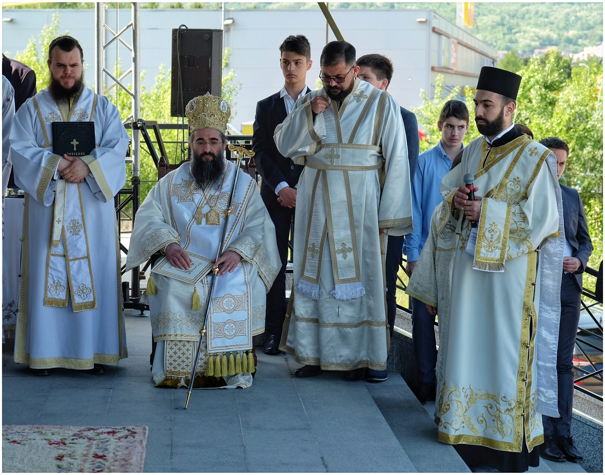 Прослава храмовне славе Светог Василија Острошког