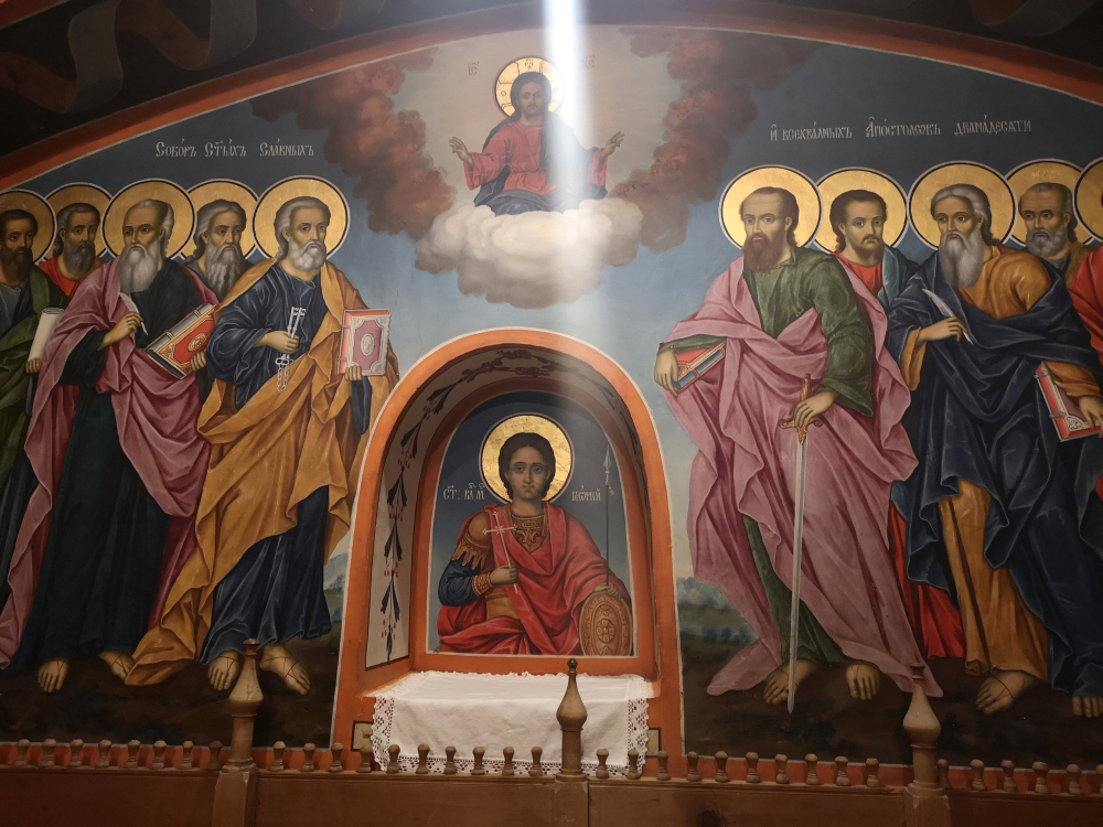 Apostołowie i św. Jerzy - jedna z kaplic rylskiego monasteru 2022