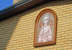 jarek11 
The All-Night Vigil in St. Martyr Gabriel of Zabludów church of Zwierki Convent  
2022-05-05 20:22:38