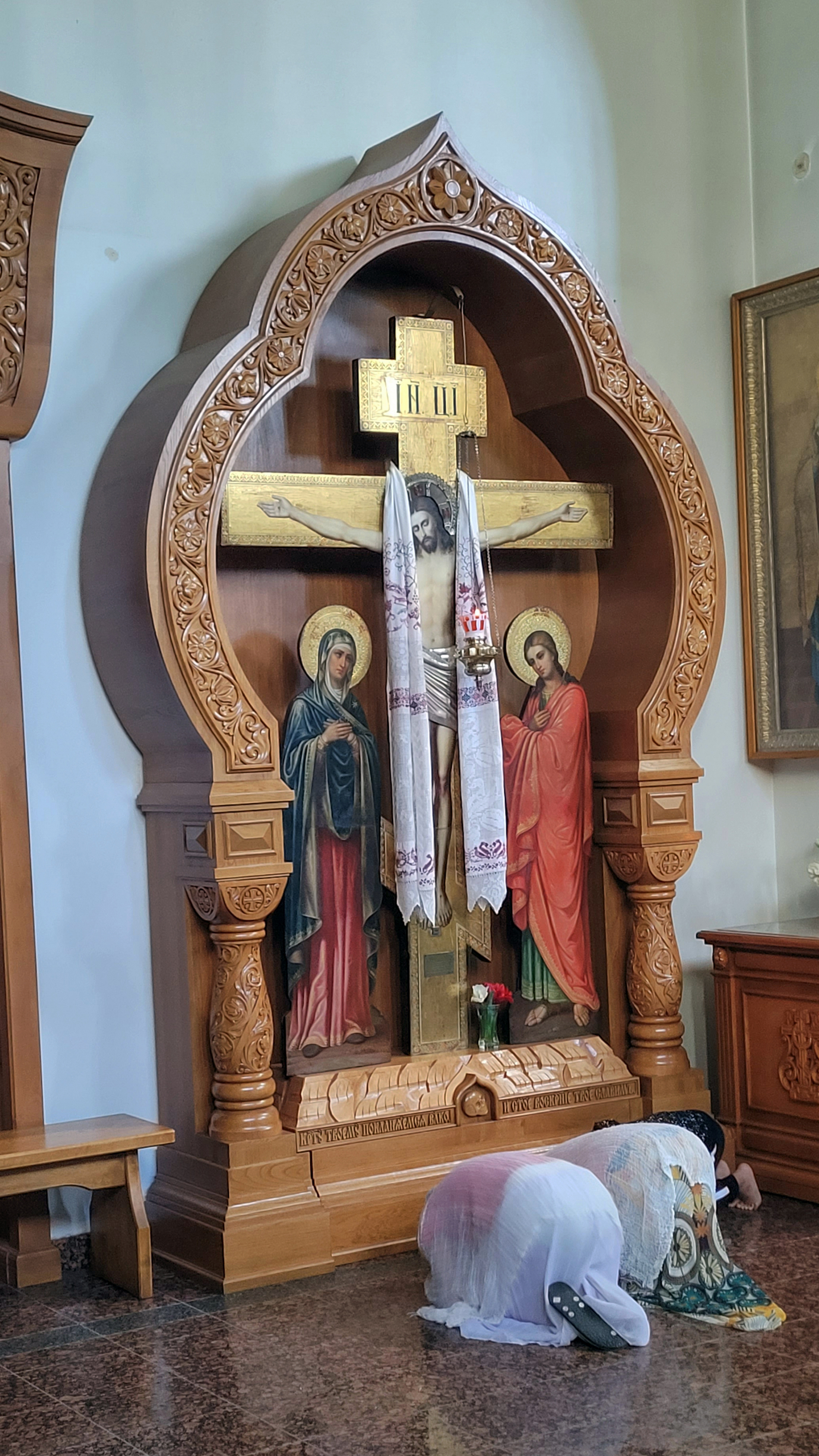 After the Divine Liturgy in the New Valaamo Monastery
