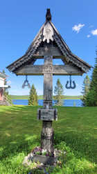jarek 
The memory cross close to the Orthodox church in Sonkajaranta 
2022-06-19 15:43:15