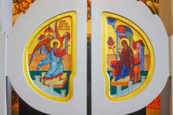 jarek 
The Royal Door of the Orthodox church in Tapiola   
2022-06-24 07:17:40