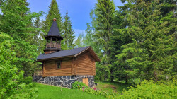 jarek11 
The Orthodox Convent in Lintula. The cementary chapel 
2022-06-24 07:36:01