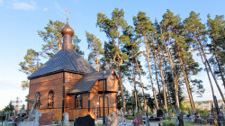 jarek 
The cementary Orthodox church in Białowieża 
2022-07-22 12:55:02