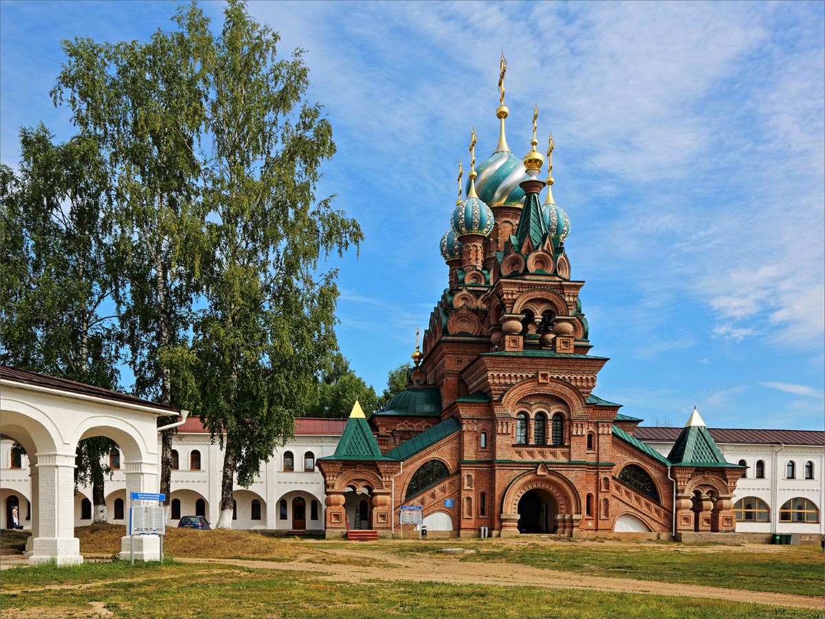 Храм Спиридона Тримифунтского