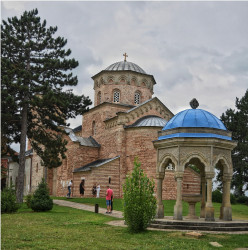 Slobodan. 
Манастир Жича - Место крунисања седам српских краљева 
2022-08-11 23:09:18
