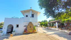 jarek11 
Kassiopitra Monastery on Corfu 
2022-08-12 18:52:27