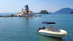 jarek11 
Vlacherna Monastery in Corfu 
2022-08-14 21:08:28