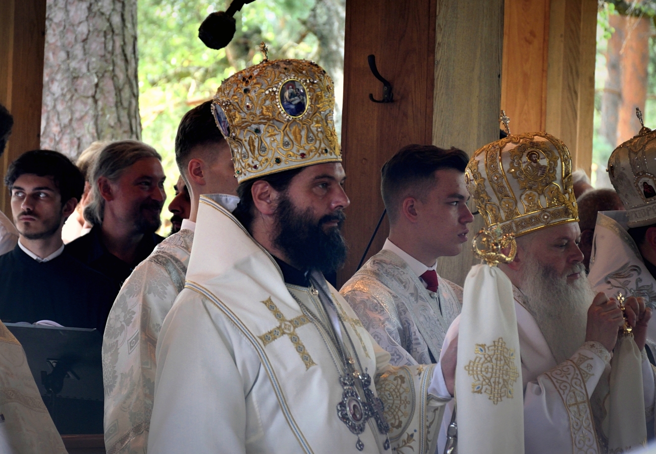 Biskupi Andrzej i Atanazy, główna Liturgia na Grabarce 2022