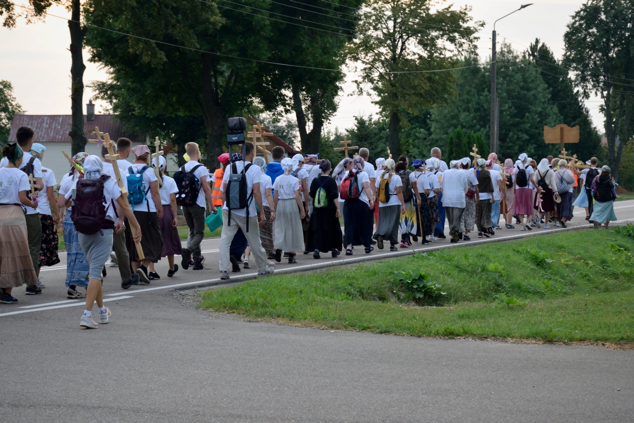 Zmierzając na Liturgię w Drohiczynie, warszawska pielgrzymka 2022