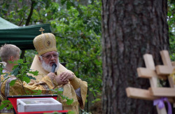 Sheep1389 
Kazanie bpa Warsonofiusza - leśna Liturgia warszawskiej pielgrzymki 2022 
2022-09-11 21:37:02