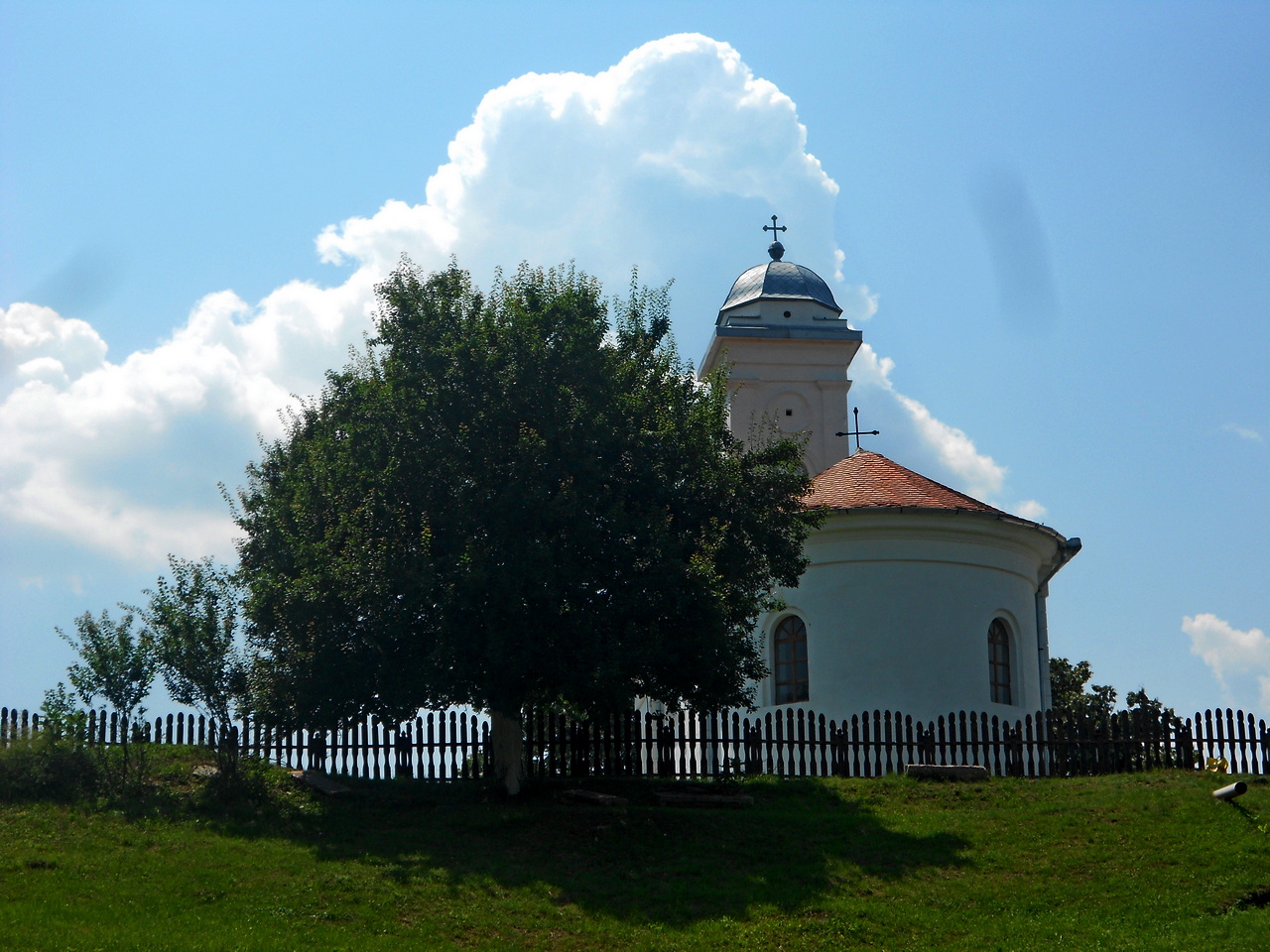 Манастир Златица