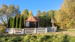 jarek 
The Orthodox chapel in Piatienka 
2022-11-26 09:01:10