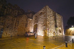 jarek11 
Sion Gate in Jerusalem 
2022-12-29 21:31:48