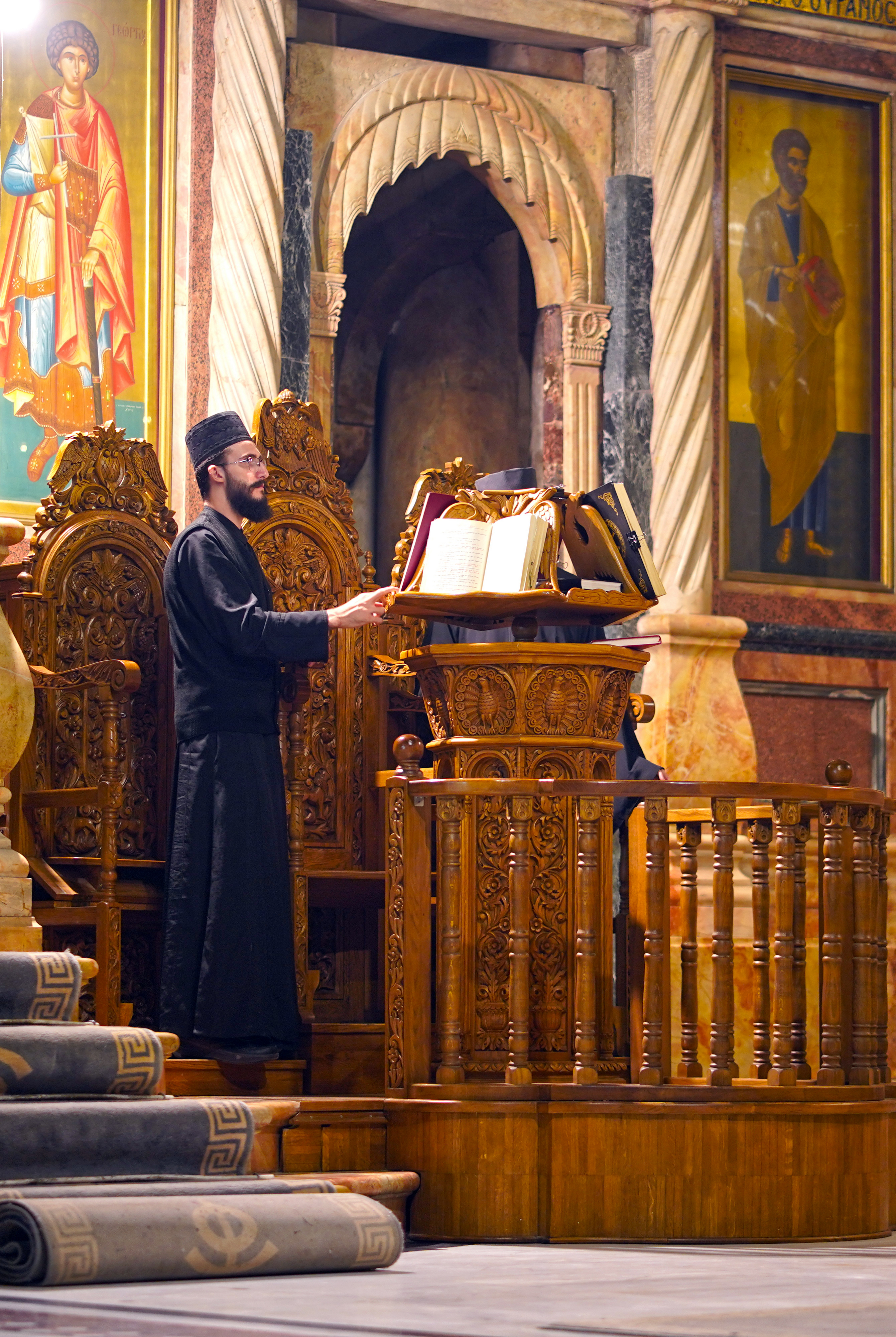 The Divine Liturgy in the Holy Sepulchre