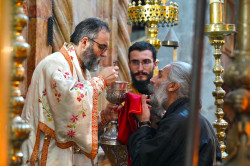 jarek1 
The Divine Liturgy in Holy Sepulchre  
2023-01-16 18:13:41