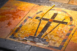 jarek11 
The place of finding the Holy Cross in the Holy Sepulchre  
2023-01-18 16:42:17