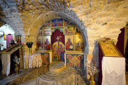 jarek11 
St. Gerasimos Monastery - the small church 
12 
2023-01-28 15:23:28