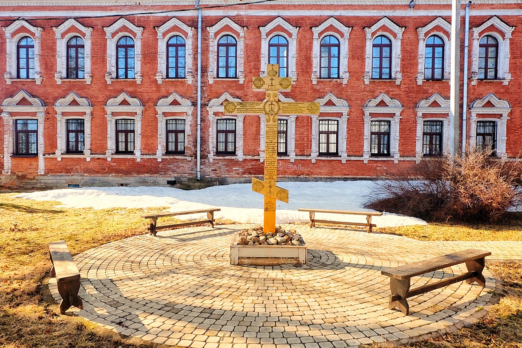 Староладожский Успенский монастырь.