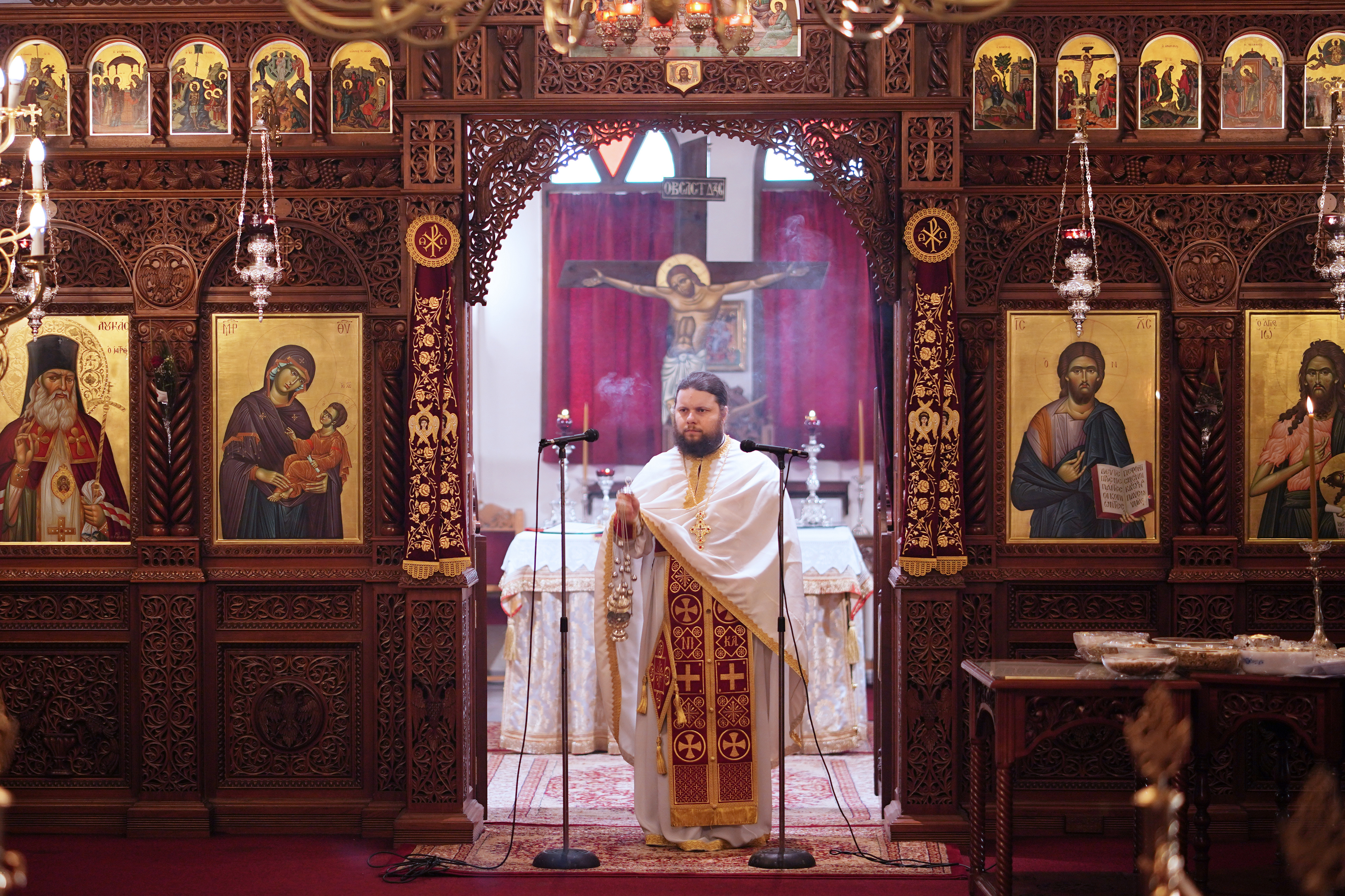 Divine Liturgy in Panagia Dovra Monastery 