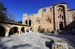 jarek 
Daphni monastery in Athens 
2023-03-02 14:59:44