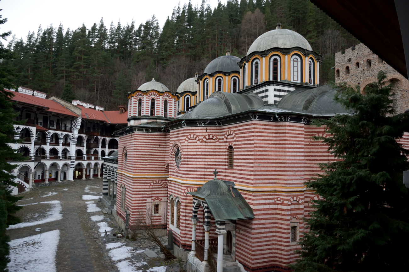 Rylski monaster i reszki śniegu, 2022