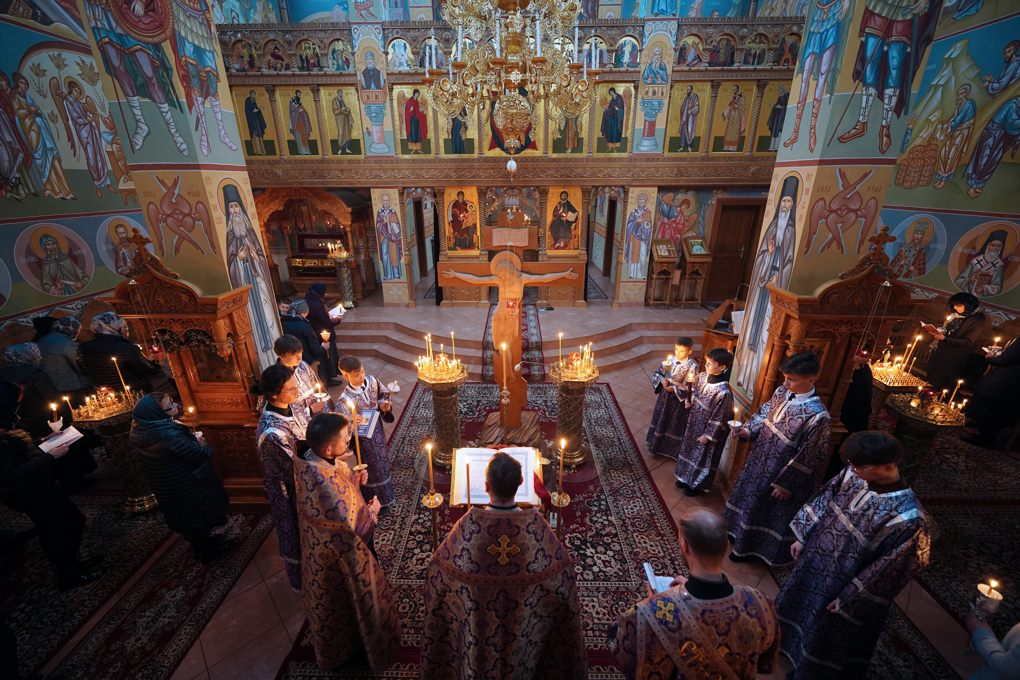 The reading of Twelve Gospels in Zwierki Convent
