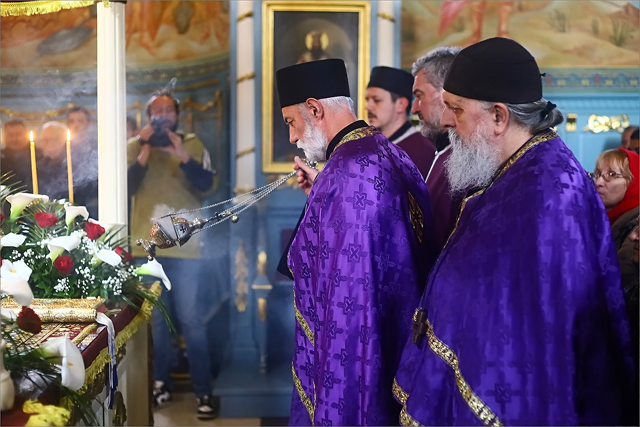 Good Friday at the Church of Protection of Holy Mother in Valjevo