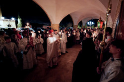 jarek1 
Easter night in Zwierki Convent 
2023-04-27 22:11:06
