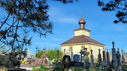 jarek 
The cementary chapel in Jaczno 
2023-05-27 17:12:39