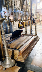 jarek1 
The stone of anointing in Ressurection Cathedral in Jerusalem  
2023-05-29 17:40:05