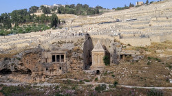 jarek1 
Graves of prophets in Jerusalem 
2023-06-19 20:58:02
