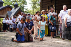 jarek1 
Pilgrims at Holy Mountain of Grabarka 
2023-09-03 18:07:57