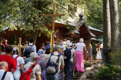 jarek1 
Pilgrims at Holy Mountain of Grabarka 
2023-09-03 18:10:00