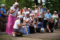 jarek1 
Pilgrims at Holy Mountain of Grabarka 
2023-09-03 18:10:41