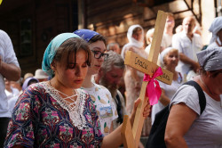 jarek1 
Pilgrims at Holy Mountain of Grabarka 
2023-09-06 08:42:34