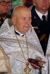 jarek 
Fr. Jan Jaroszuk 
2023-09-24 22:55:48