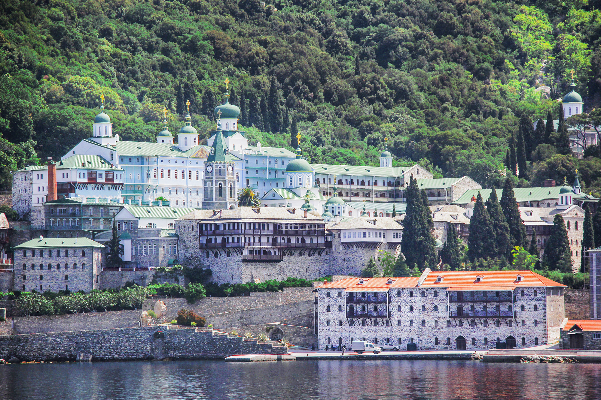 Св. Пантелејмон са воде