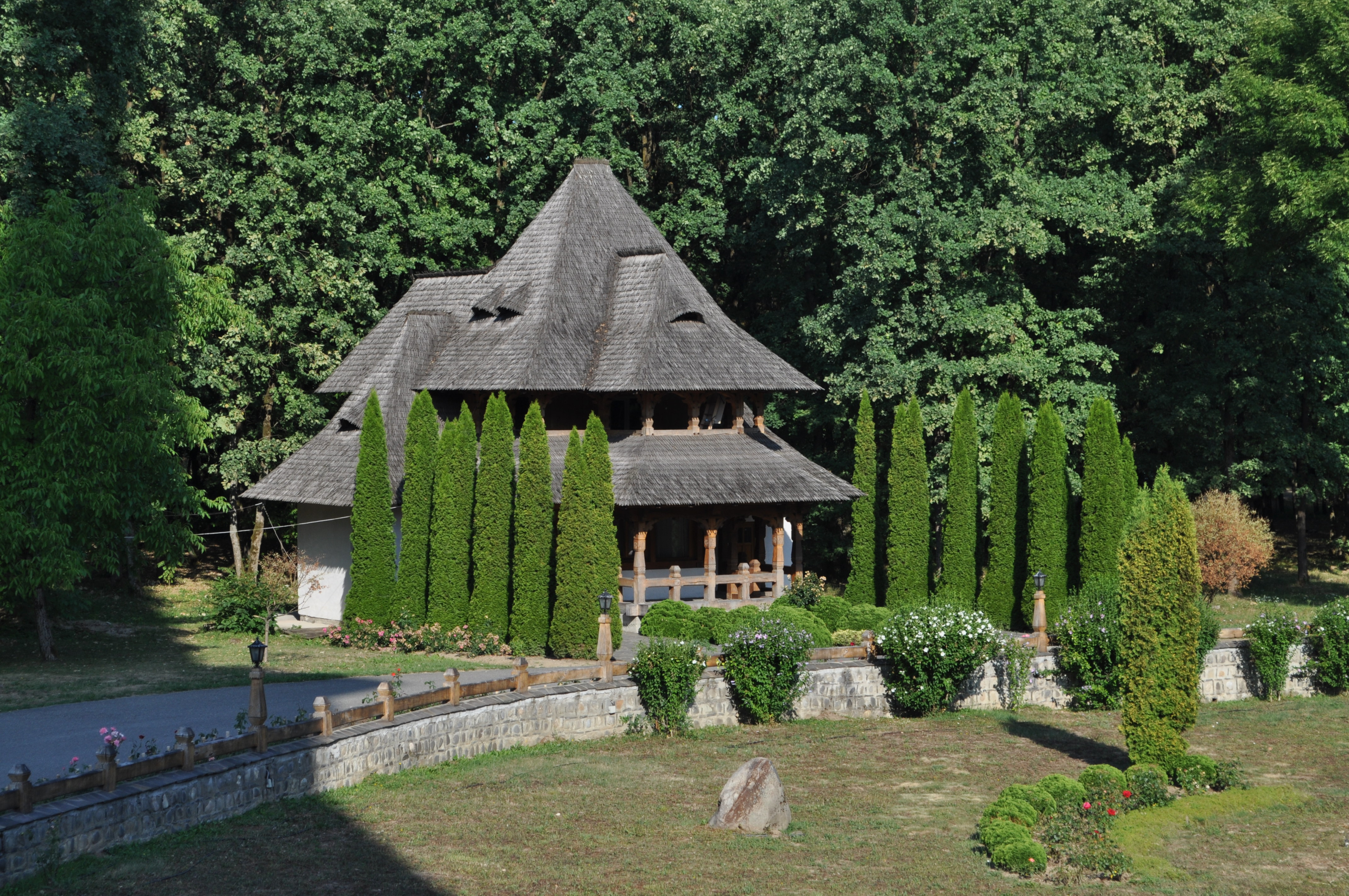 Mănăstirea Peri-Săpânța