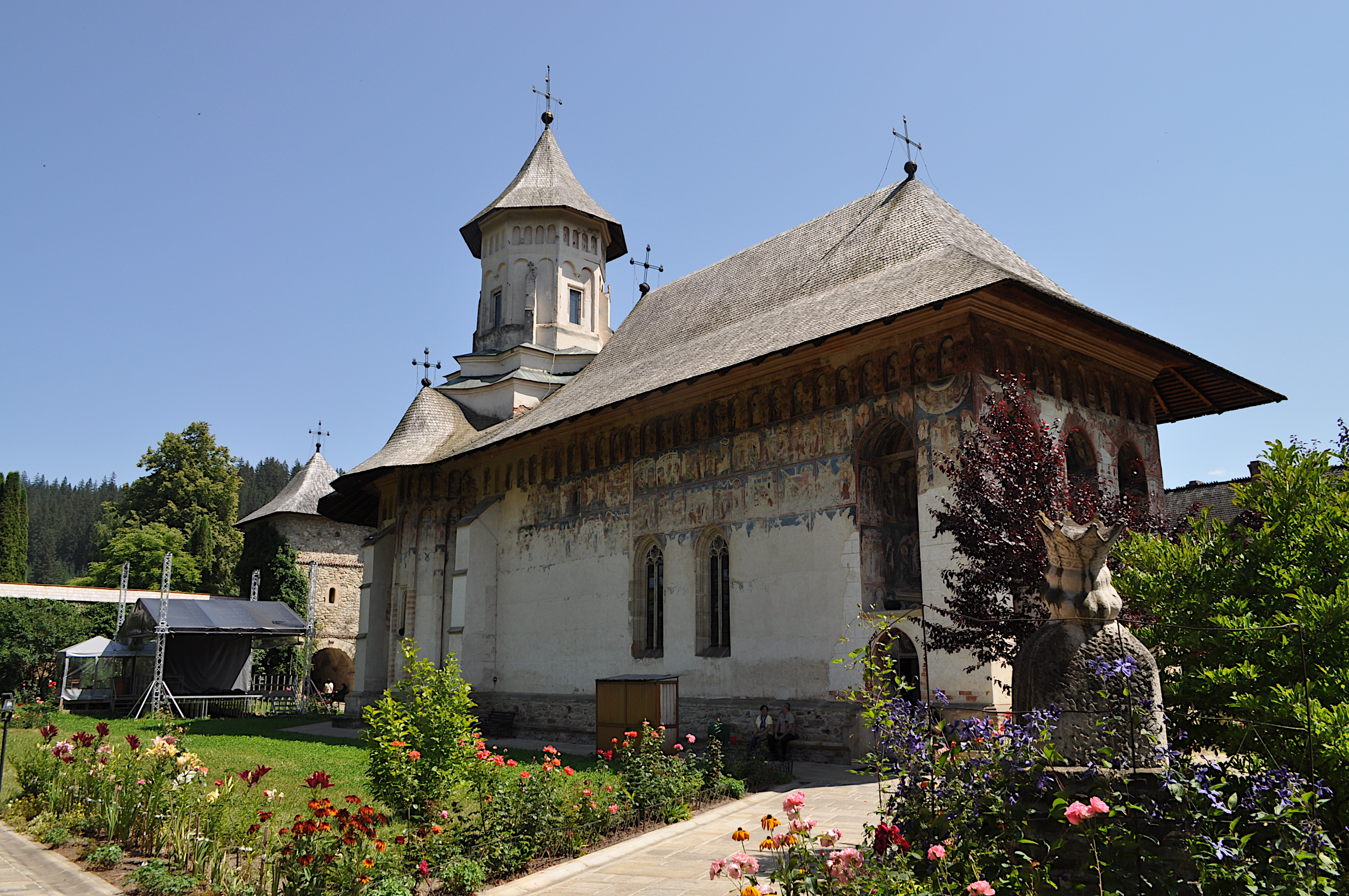 Mănăstirea MOLDOVIŢA