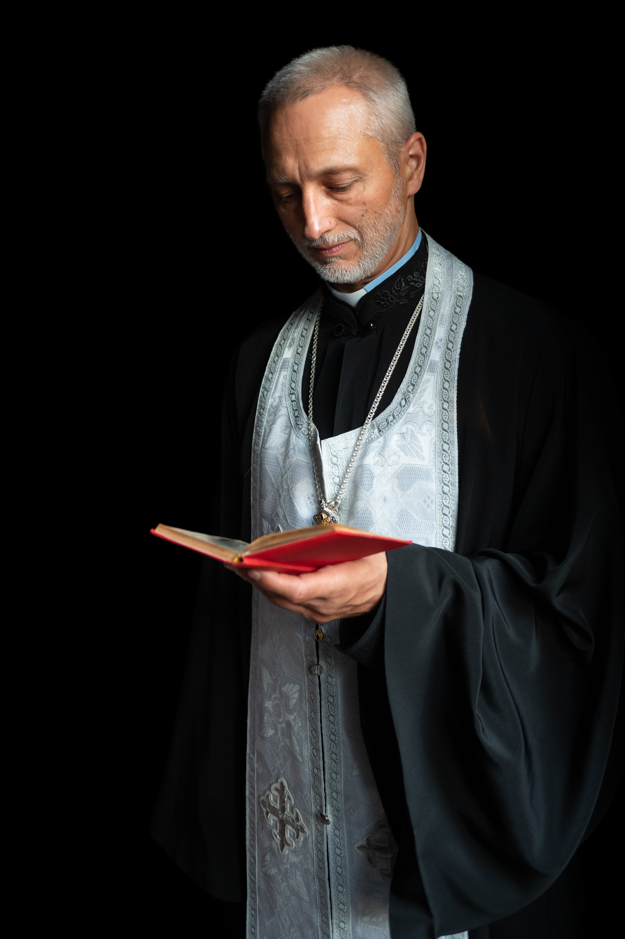 o.  Rustam Belov