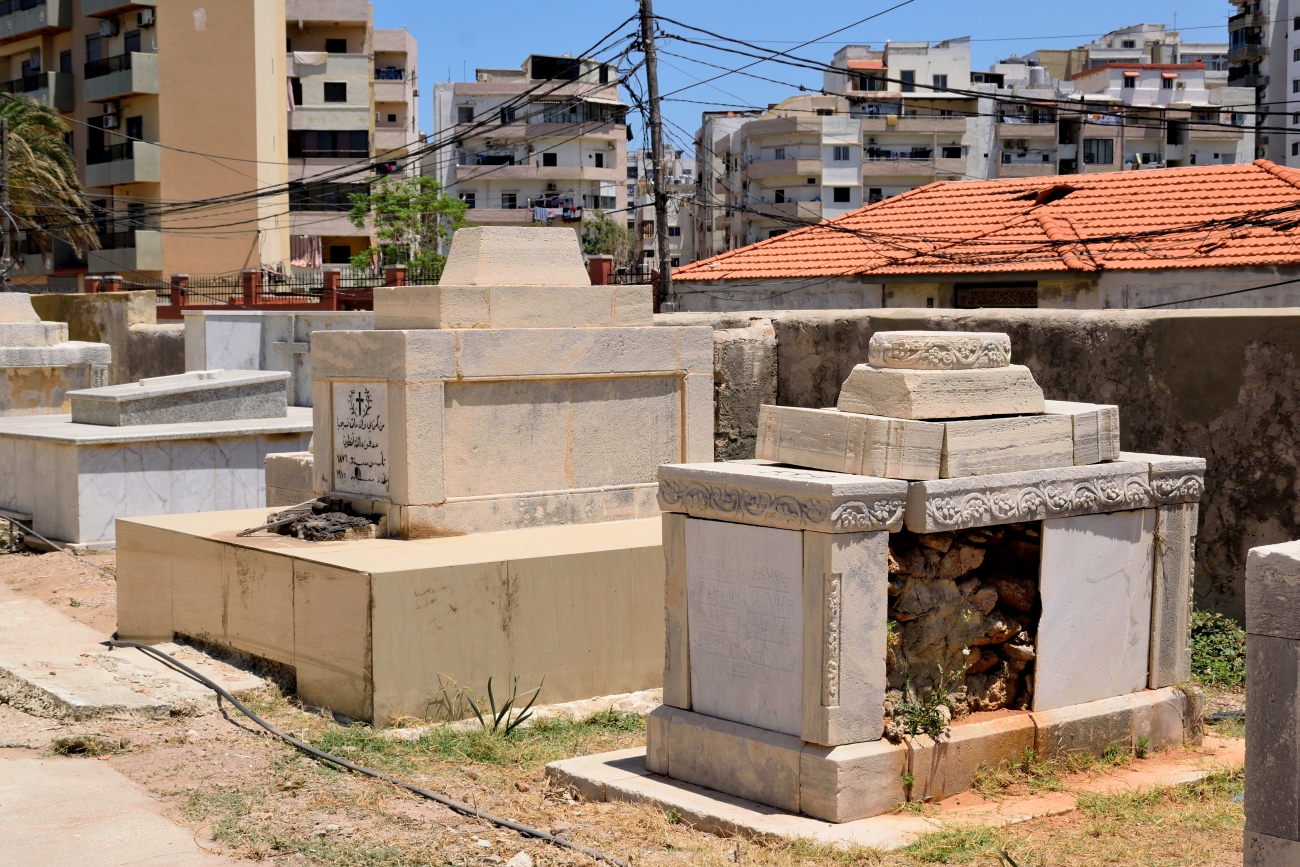 Orthodox cemetery in Tripoli (8)