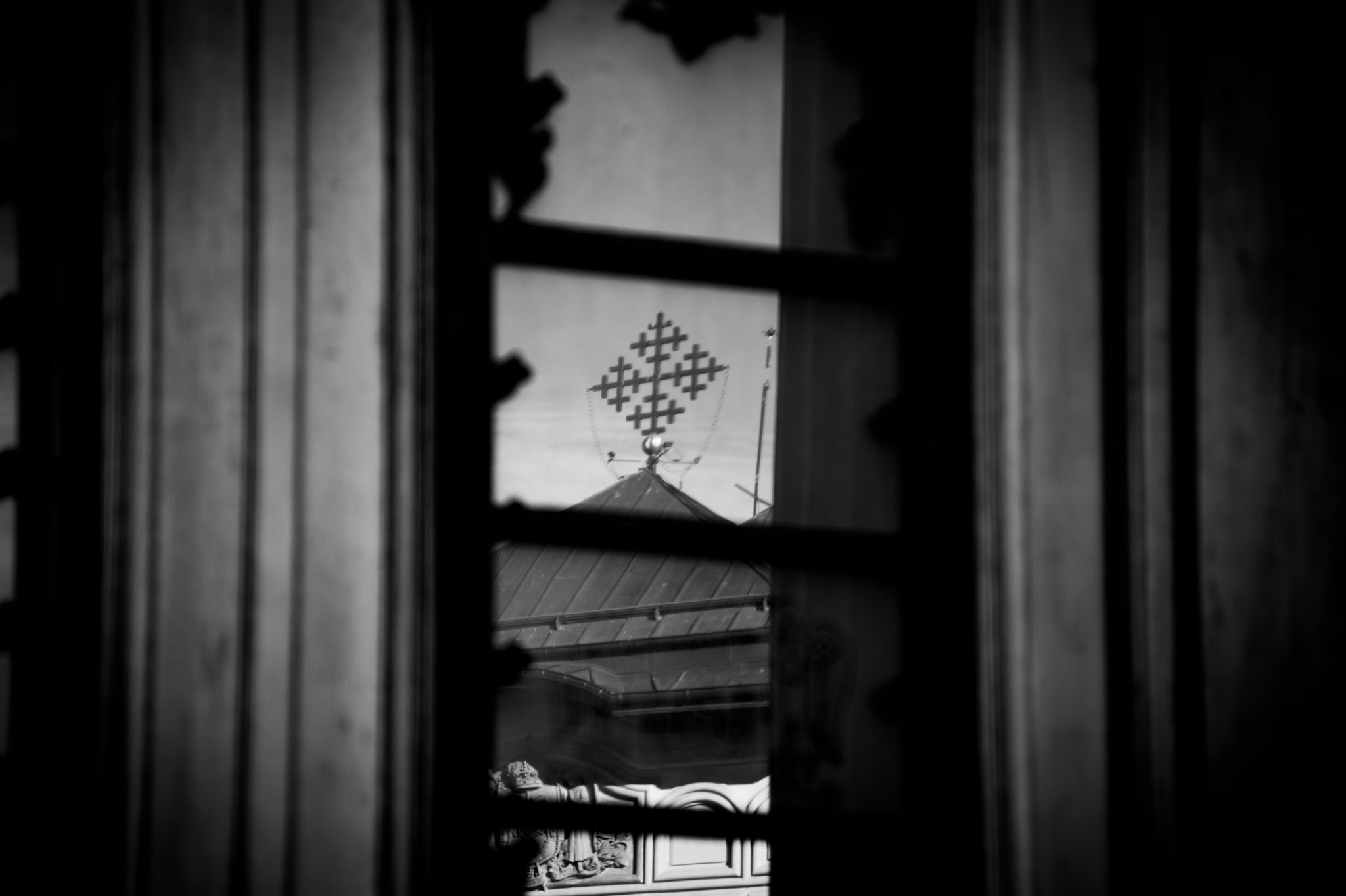 Сross in reflection