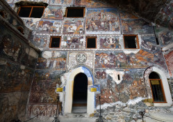 levangabechava 
Панагия Сумела. Турция  
2023-12-01 12:56:46