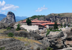 LemkoDS 
Monastery of the Holy Trinity, Meteora 
2024-03-05 20:57:07