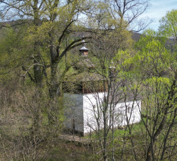 LemkoDS 
Bieliczna, Poland 
2024-04-20 11:16:42