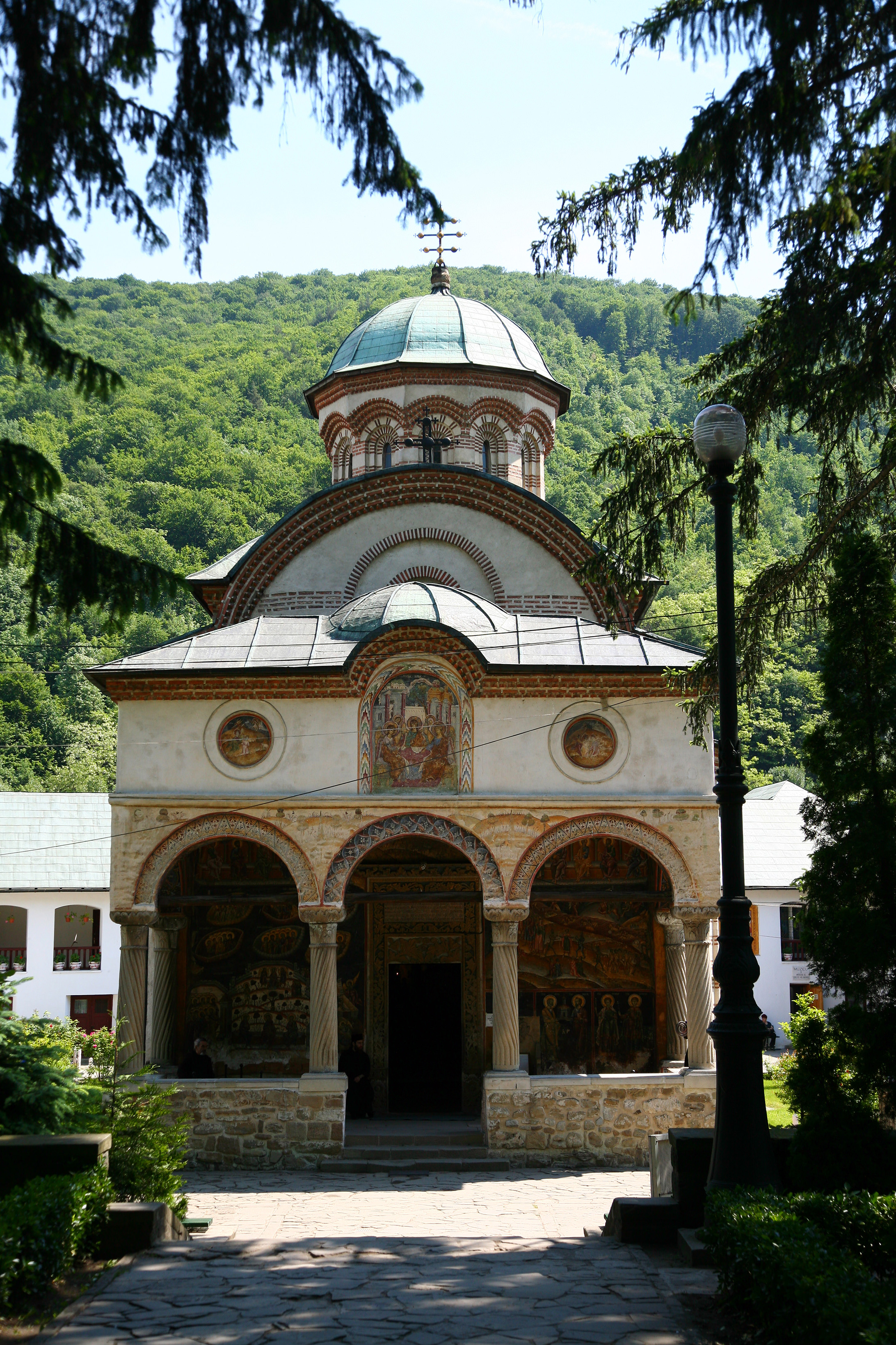 Biserica mânăstirii Cozia