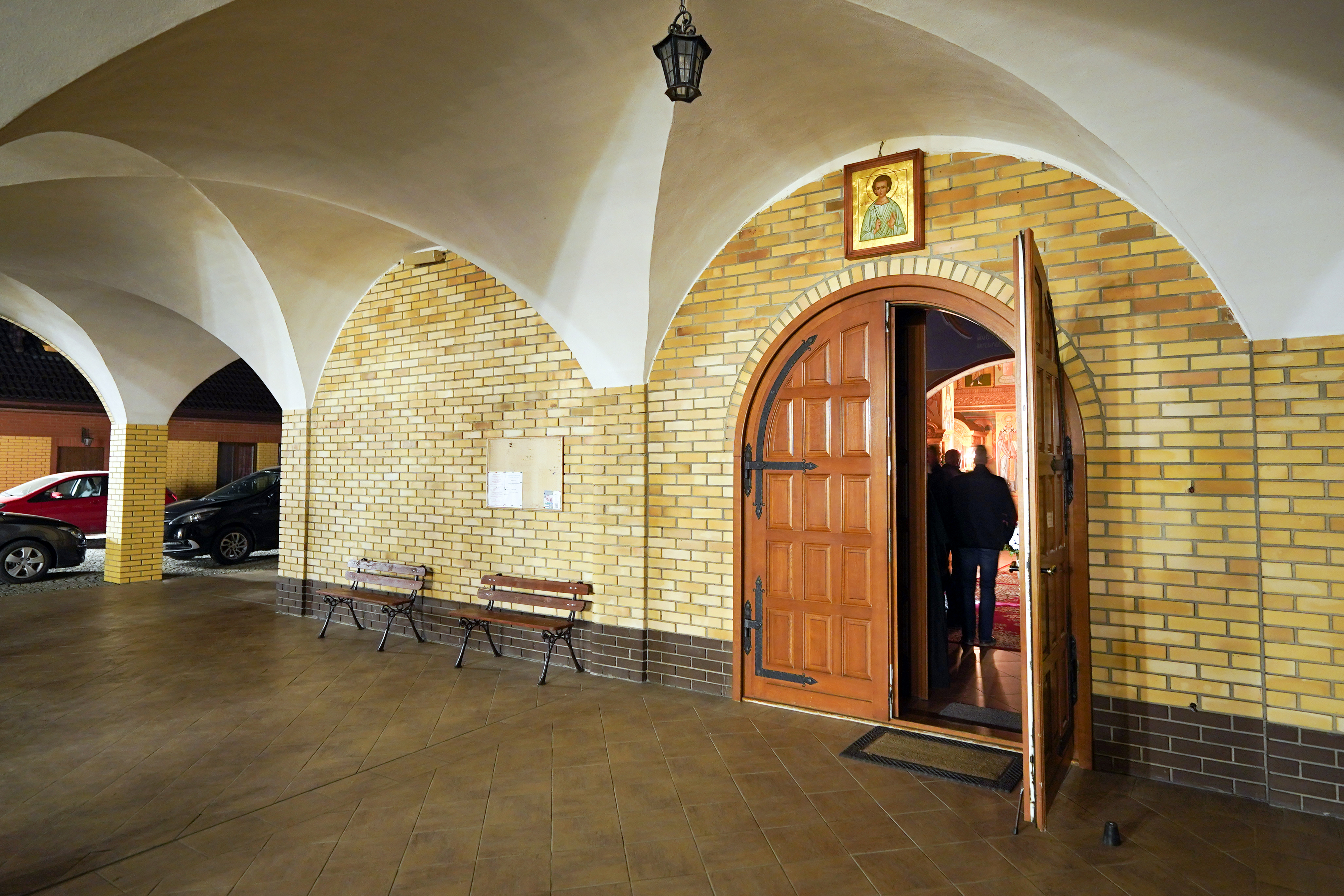 Easter night in Zwierki Convent