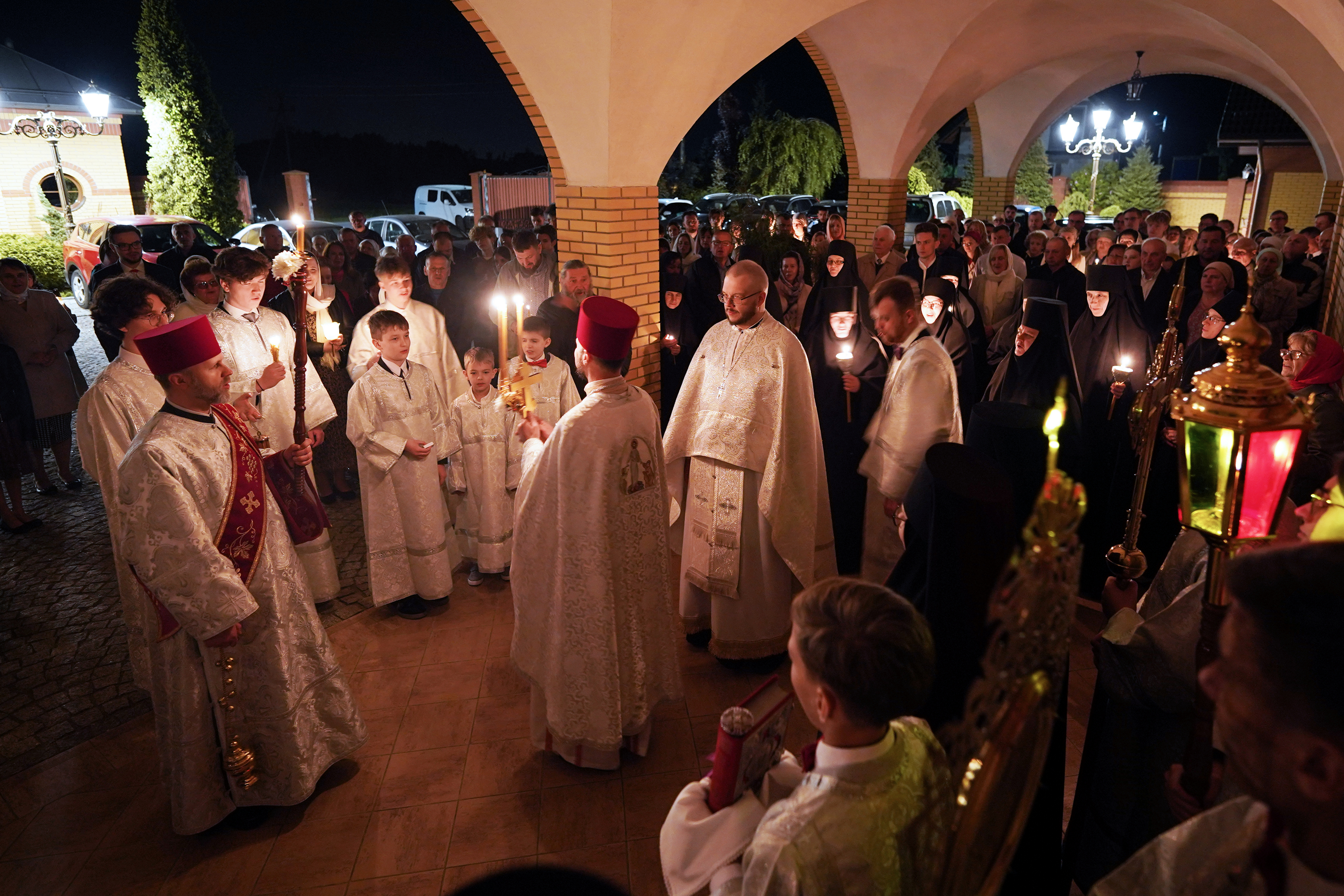 Easter night in Zwierki Convent