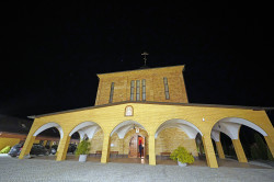 jarek1 
Easter night in Zwierki Convent 
2024-05-25 14:37:00